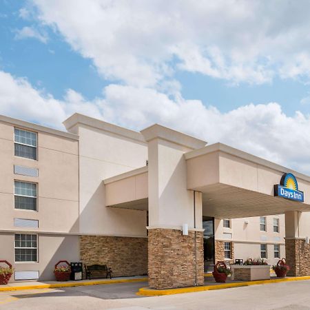 Days Inn By Wyndham Gillette Exterior photo